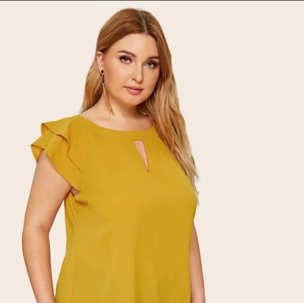 NWOT Ruffle Cuff Front Keyhole Blouse